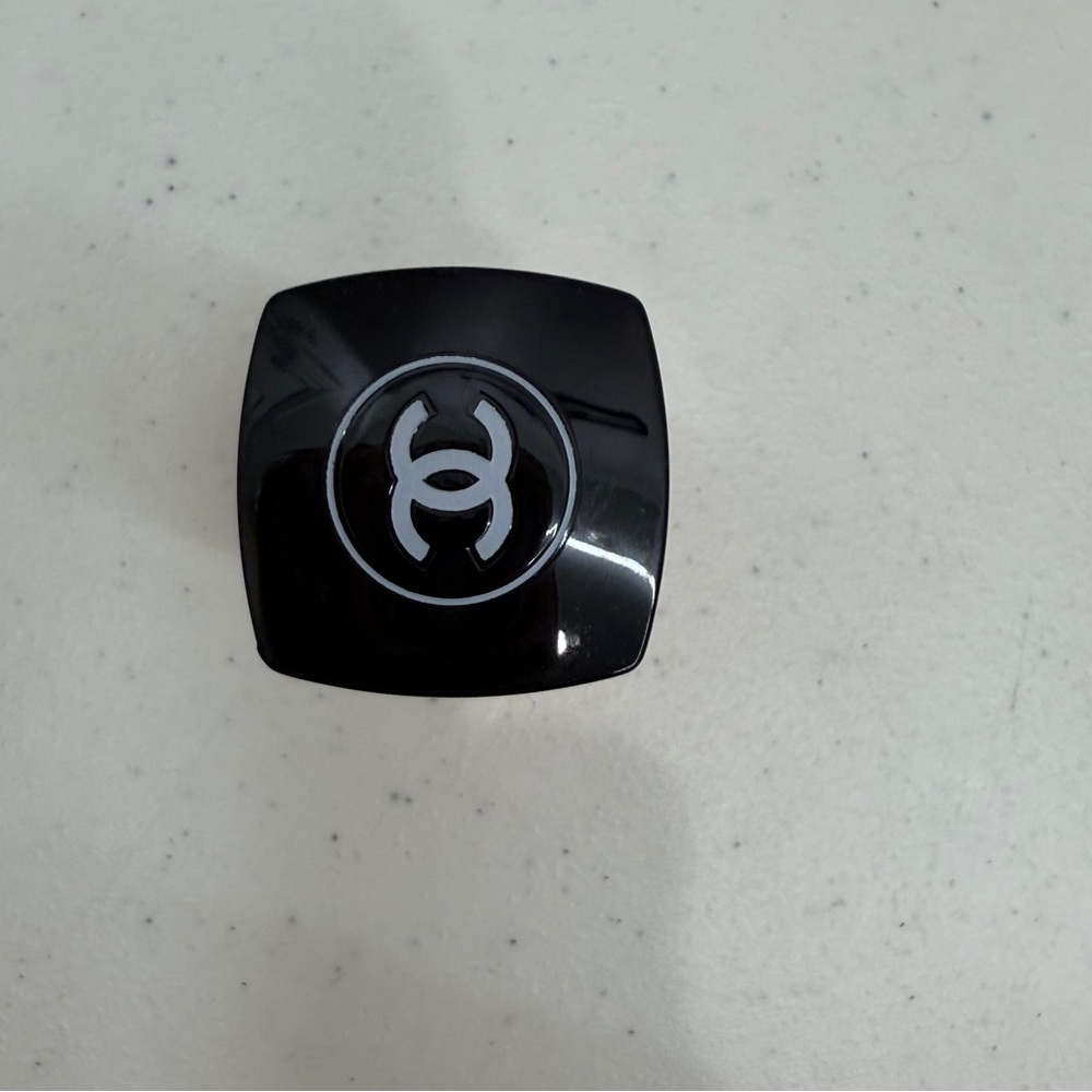 CHANEL Nail Polish 745 Le Vernis Longwear Cruise New - Picture 6 of 6